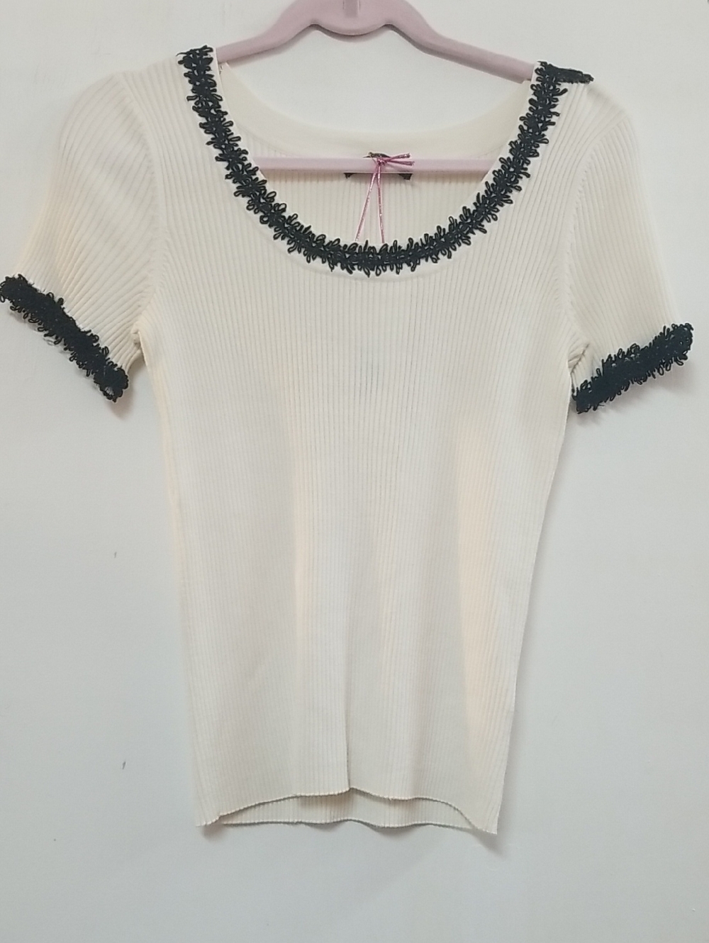 Apostrophe Cream Ribbed Short Sleeve Top with Black Lace Trim